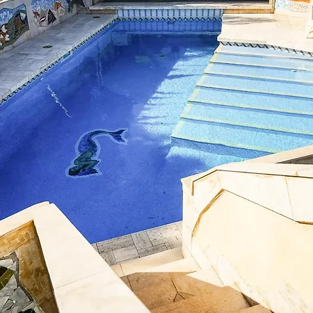 Picasso Villa *